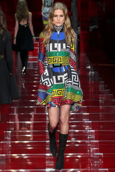 Look 20